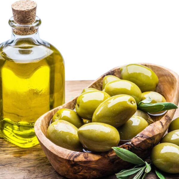 بيع زيت زيتون بكر بجودة متوسطة للاستخدام اليومي