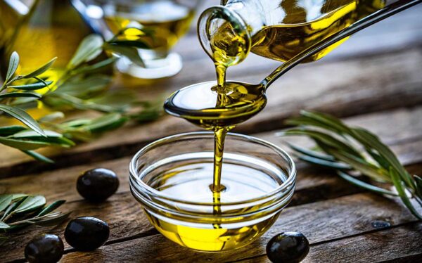 بيع زيت زيتون للأغراض الطبية والتجميلية الطبيعية