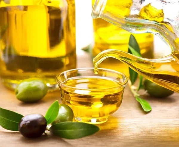 بيع زيت زيتون للسلطات والأطباق الباردة