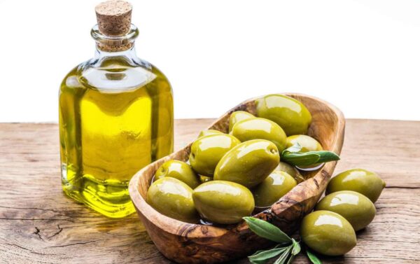 بيع زيت زيتون للسلطات والأطباق الباردة
