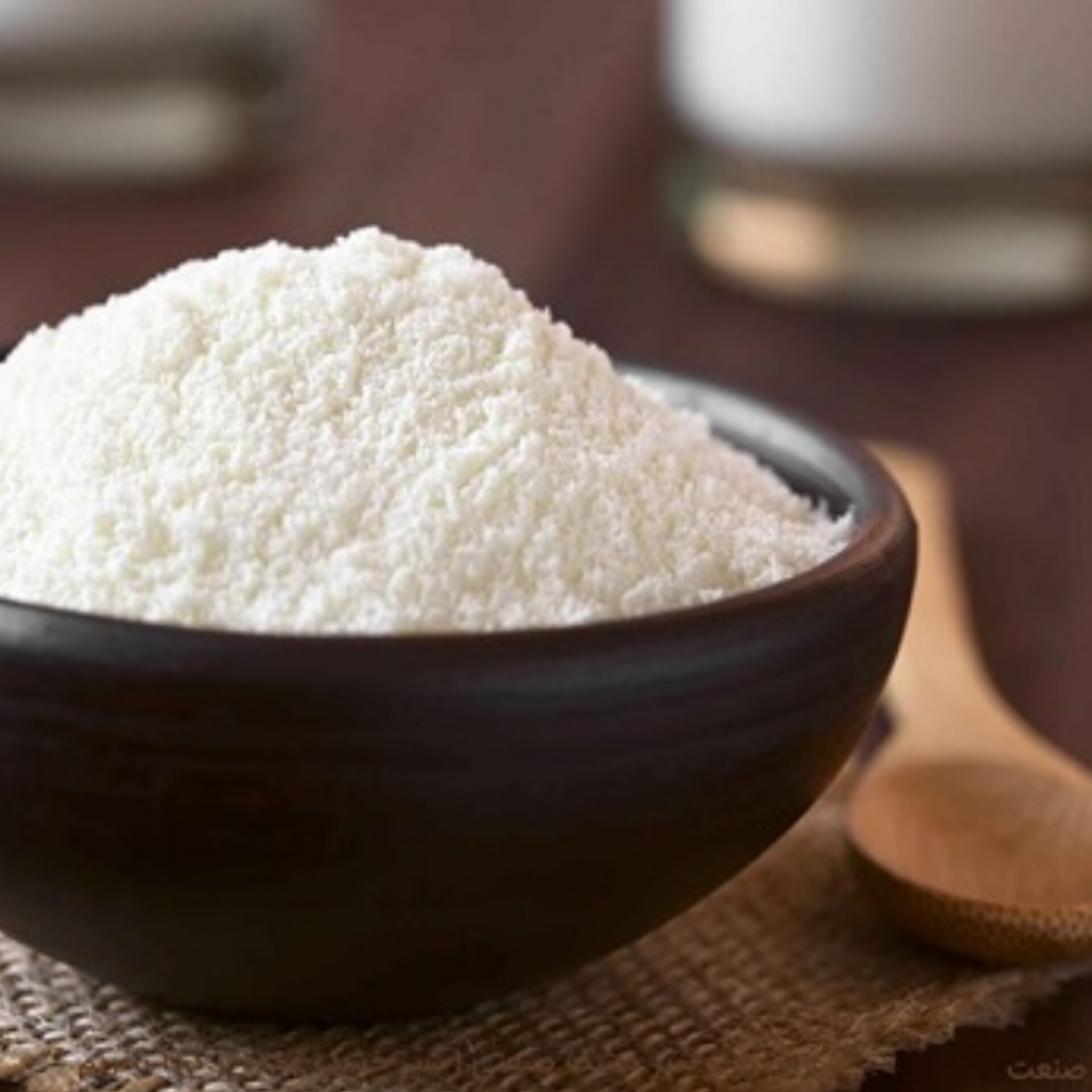 كيف يُستخدم الحليب المجفف في صناعة البسكويت؟