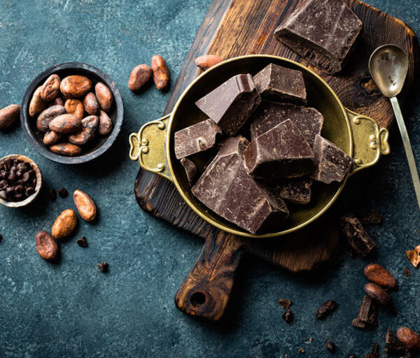 مسحوق كاكاو عالي اللون الداكن