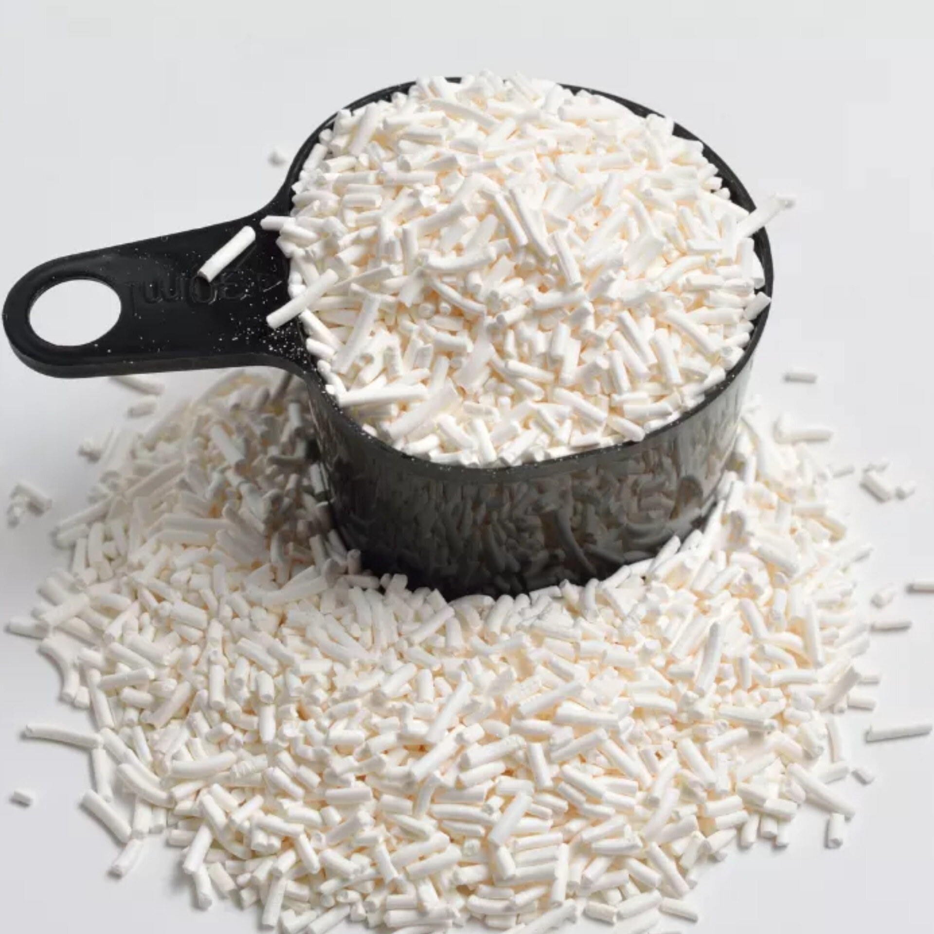 سوربات الكالسيوم (Calcium Sorbate) | إضافات طبيعية لحفظ المنتجات الغذائية