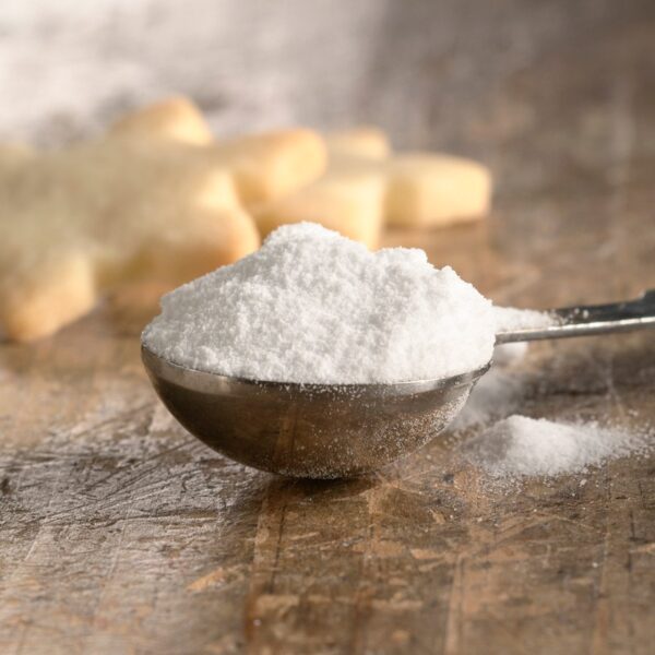 أمونيا غذائية Food-Grade Ammonia (E527) – مورد مكوّن خفيف التطاير