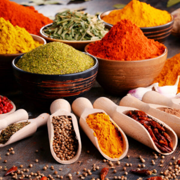 كيف تختار أفضل مورد خامات لمصنعك؟