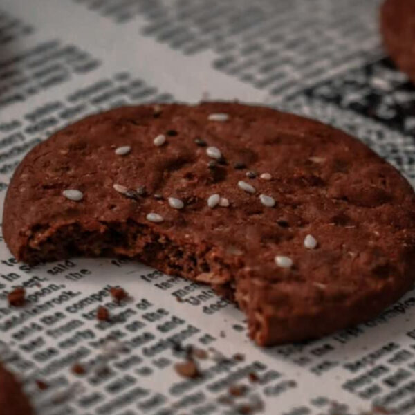 مما يتكون البسكويت؟