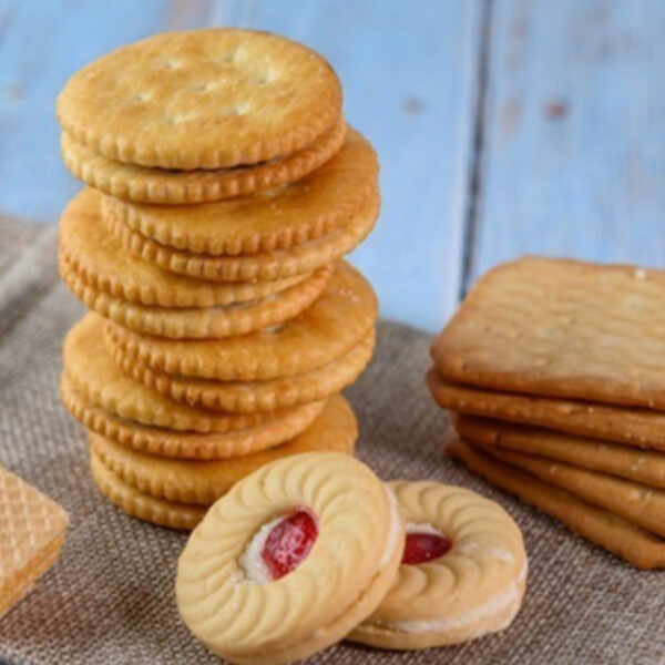 مما يتكون البسكويت؟