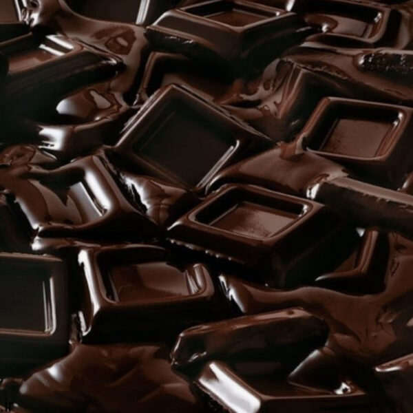 ما هي مراحل تصنيع الشيكولاتة؟