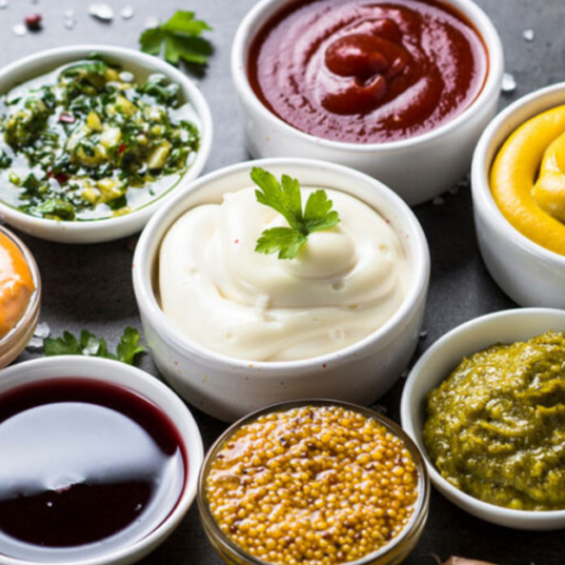 قائمة المواد الأولية لتحسين قوام ونكهة الصلصات