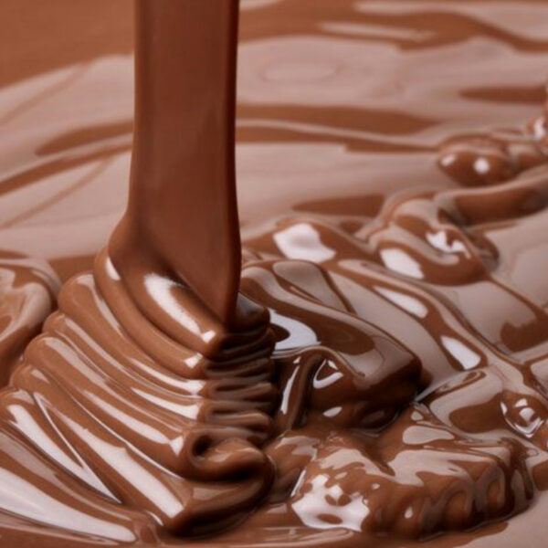 خطوات منع تغير لون الشوكولاتة أثناء الإنتاج