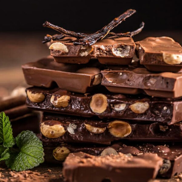 ماذا يعني أن يكون مسحوق الكاكاو داكن اللون؟