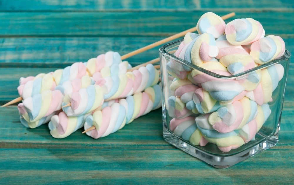 مصنع حلوى بعلامة خاصة