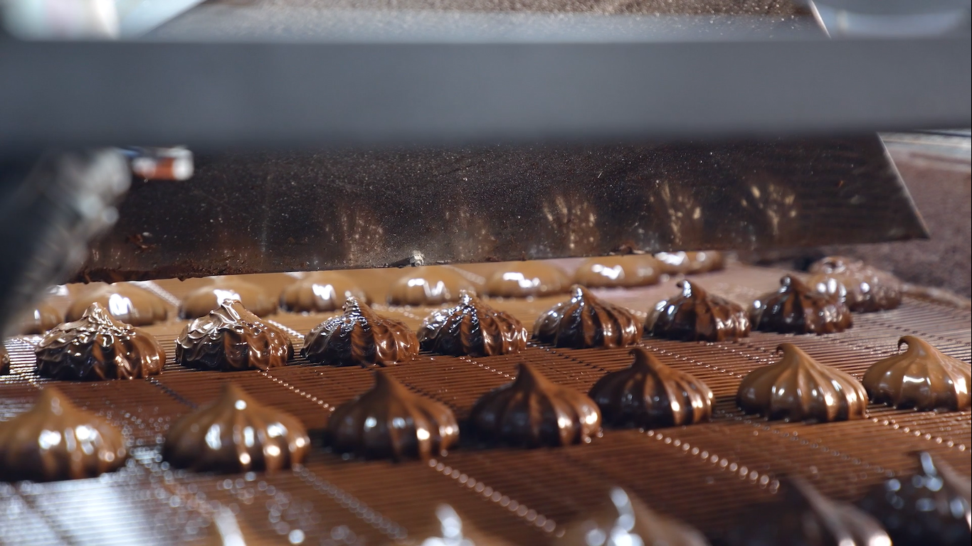 مصنع شوكولاتة خاص بعلامتك التجارية