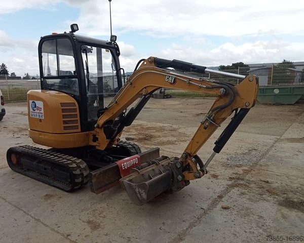 Caterpillar 302.7D Excavator for Sale