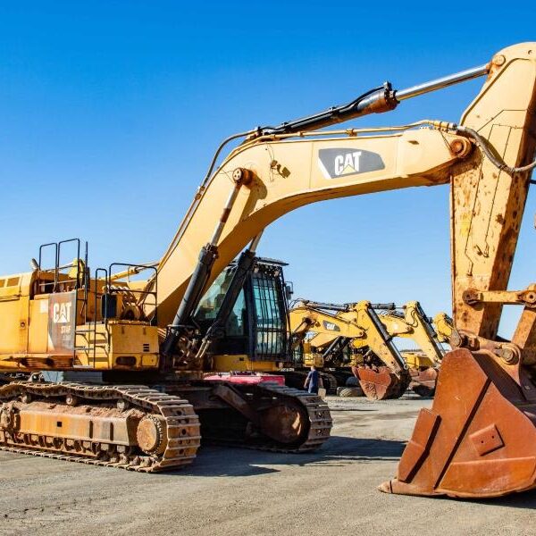 Caterpillar 374F Excavator for Sale