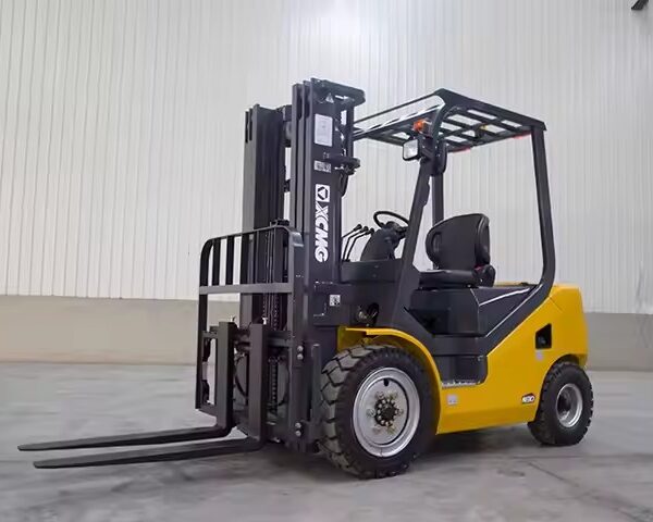 Hitachi Diesel Forklift Model FD30T-7 for Sale