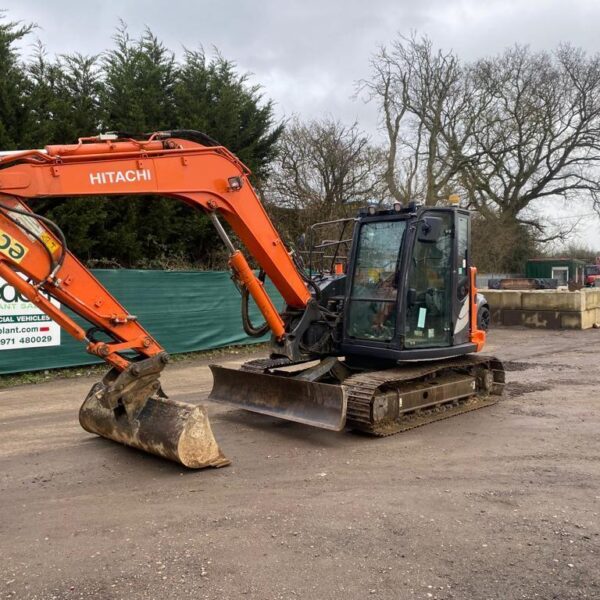 Hitachi Excavator Model ZX85USB-5A for Sale
