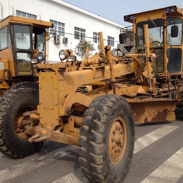 Hitachi Grader Model GD505A for Sale