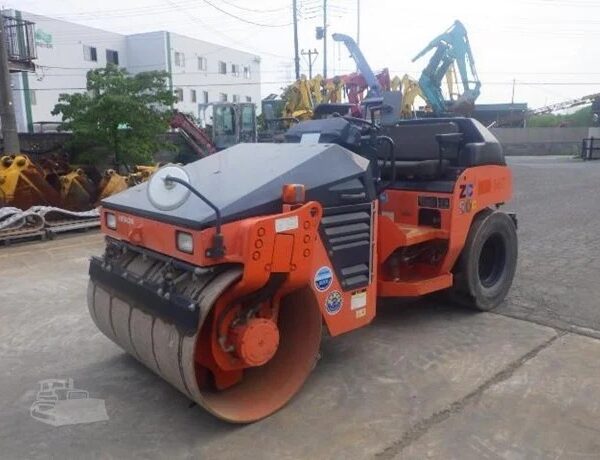 Hitachi Roller Model ZC210M-5 for Sale