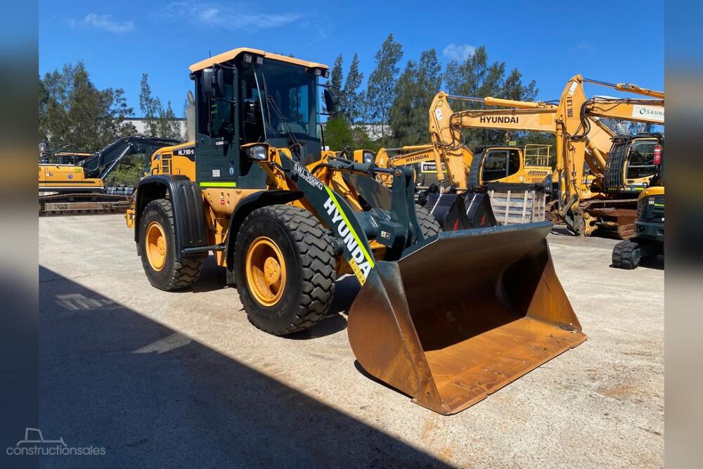 Hyundai HL730 Loader for Sale