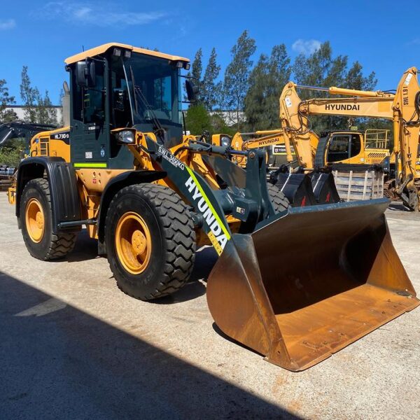 Hyundai HL730 Loader for Sale