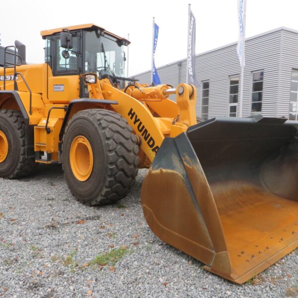 Hyundai HL975 Loader for Sale