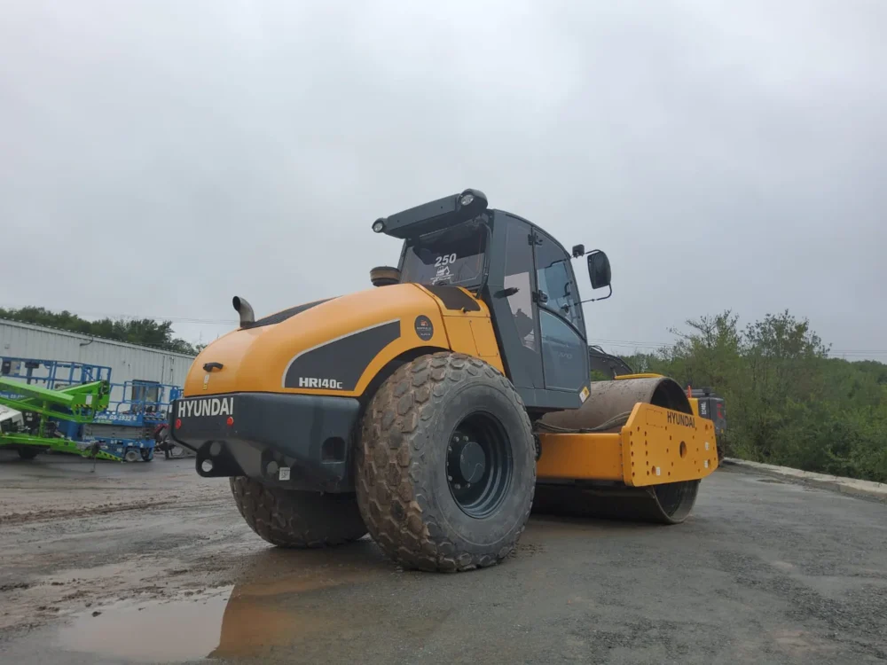 Hyundai HR140C Roller for Sale