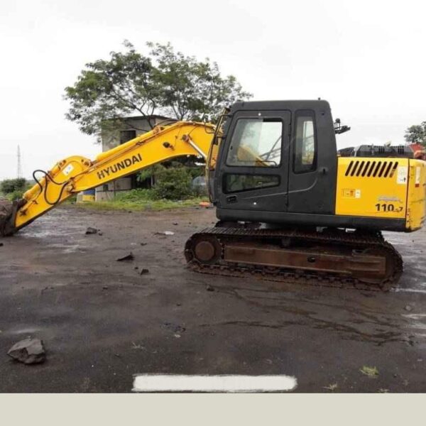 Hyundai R110 Excavator for Sale