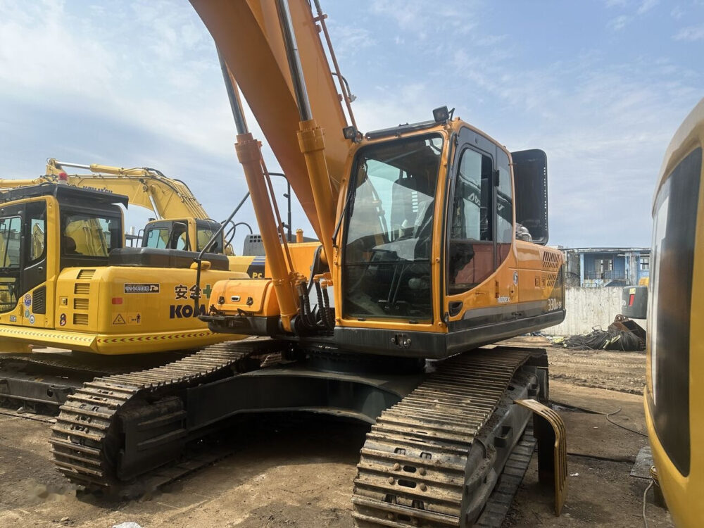Hyundai R330LC Excavator for Sale