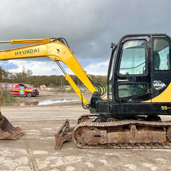 Hyundai R55 Excavator for Sale