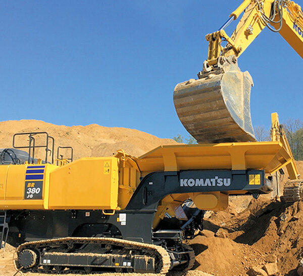 Komatsu BR380JG rock crusher Fast delivery