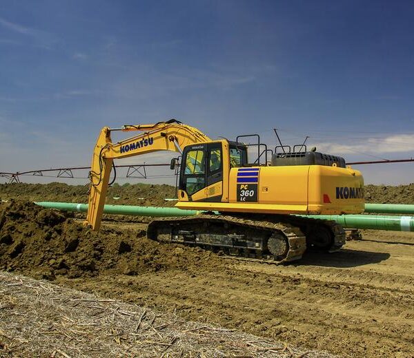 Komatsu Excavator PC360LC-11