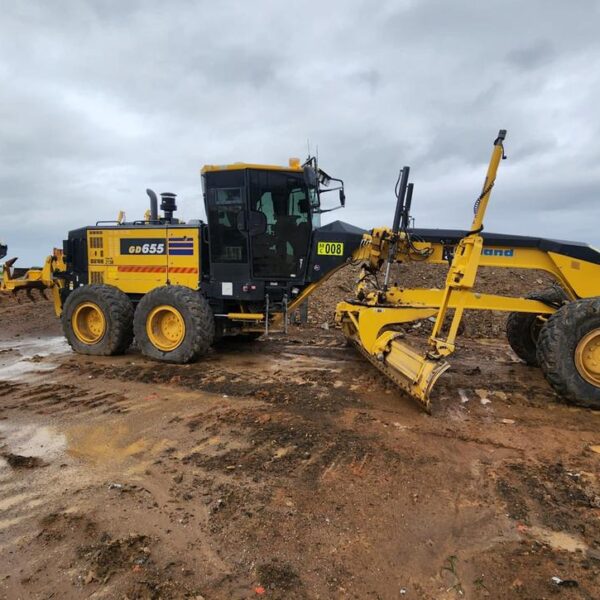 Komatsu Graders GD655 For Sale