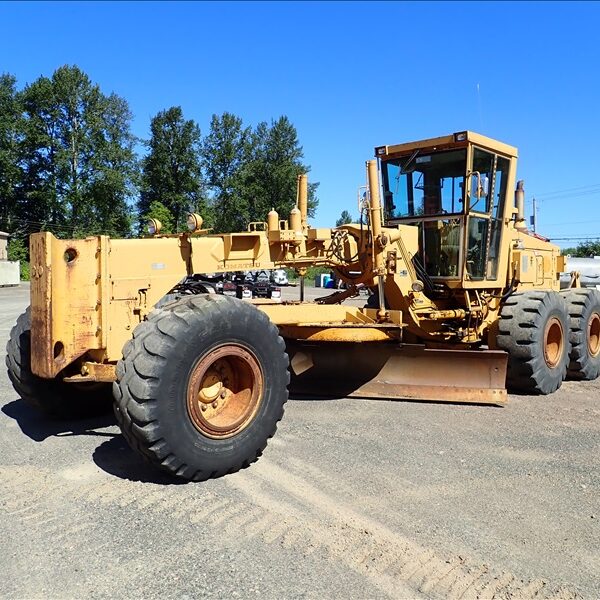 Komatsu Graders GD705A-4 For Sale