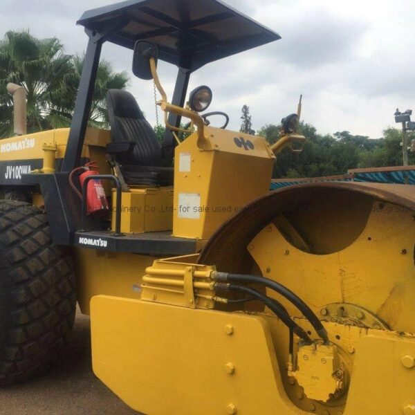 Komatsu JV200DW Double Drum Vibratory Roller