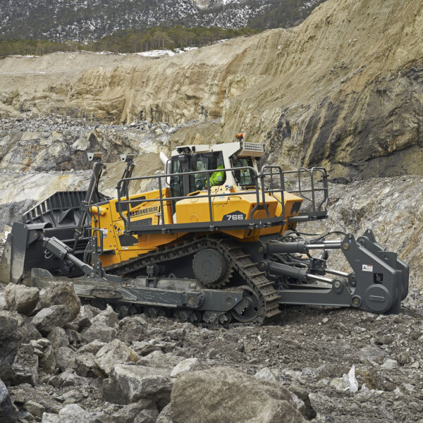 Liebherr Bulldozer Model PR 766