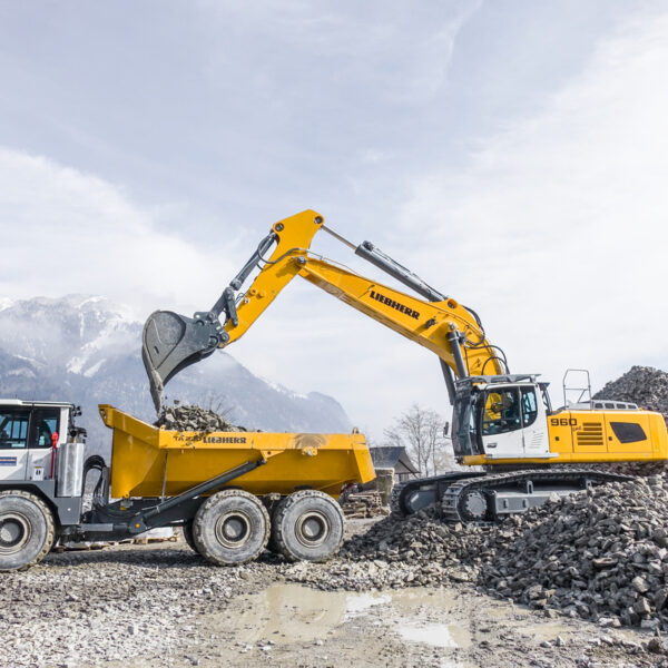 Liebherr Excavator Model R 960 SME for Sale