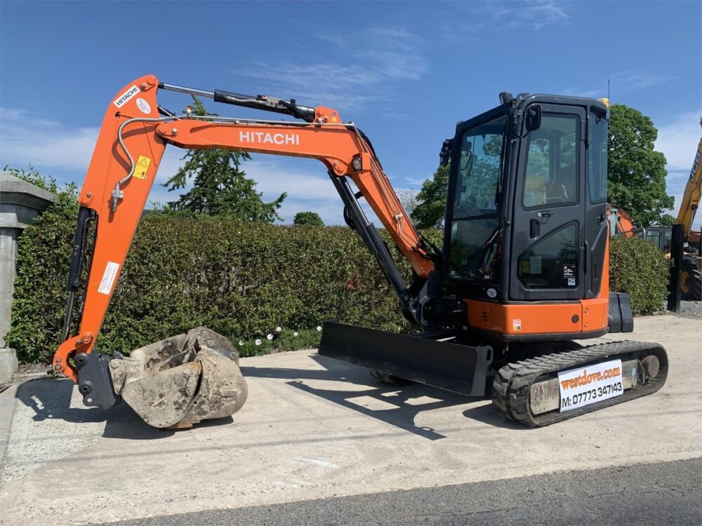 Hitachi Excavator Model ZX38U-5A for Sale