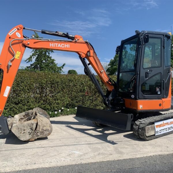 Hitachi Excavator Model ZX38U-5A for Sale