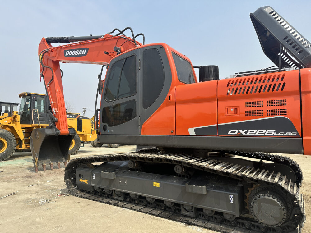 Doosan DX225LC-9C Excavator for Sale
