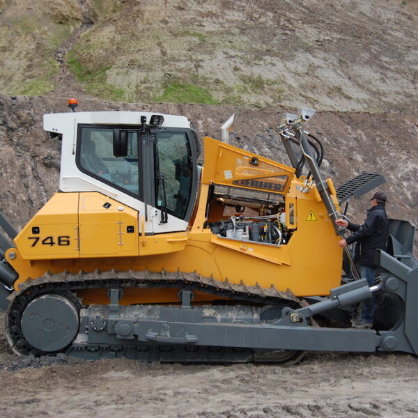 Liebherr PR746 LGP Dozer for Sale