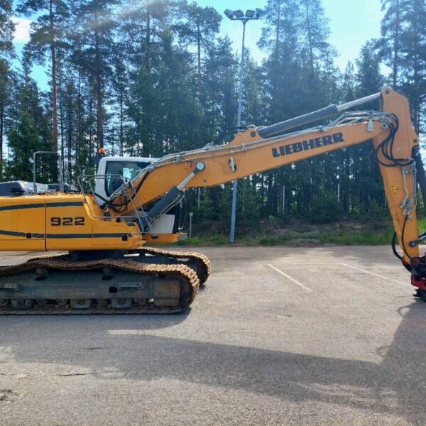 Liebherr R922 LC Excavator for Sale