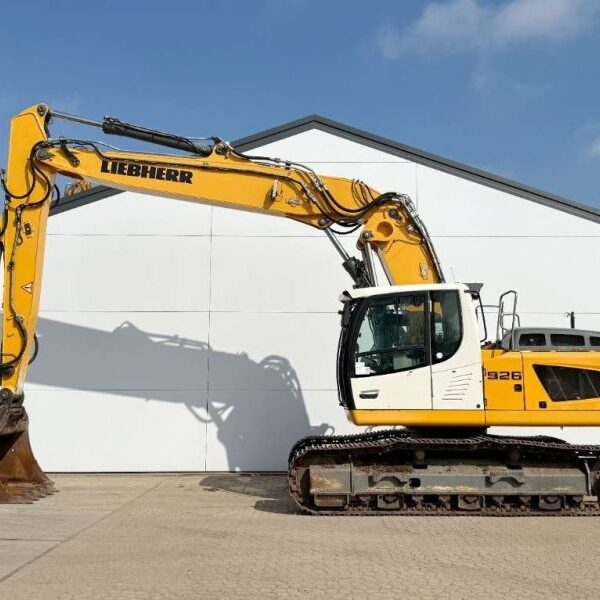 Liebherr R926 LC Excavator for Sale