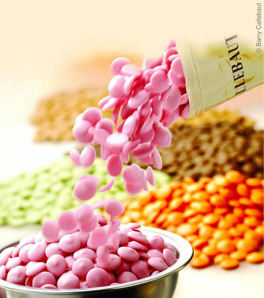 Strawberry Chocolate Callets – Flavored Callebaut Supplier