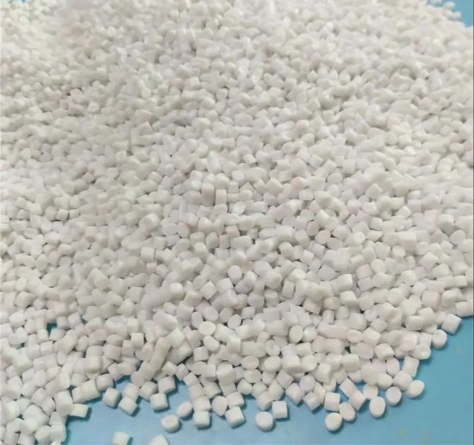 Jiangyin Chengxing Bottle PET Chips supplier