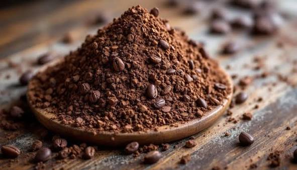 Can blending different cocoa powders optimize usage?