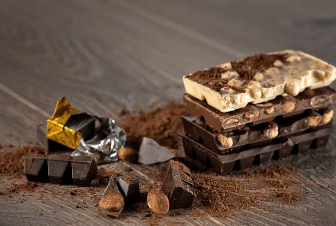 Vegan and Dairy-Free Chocolate Formulation Challenges
