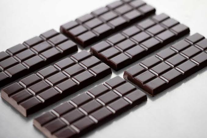 How to Prevent Chocolate Stickiness