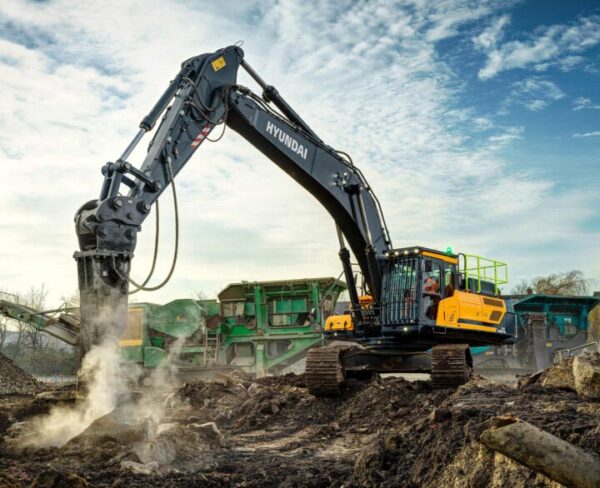بیل میکانیکی هیوندای HX380AL