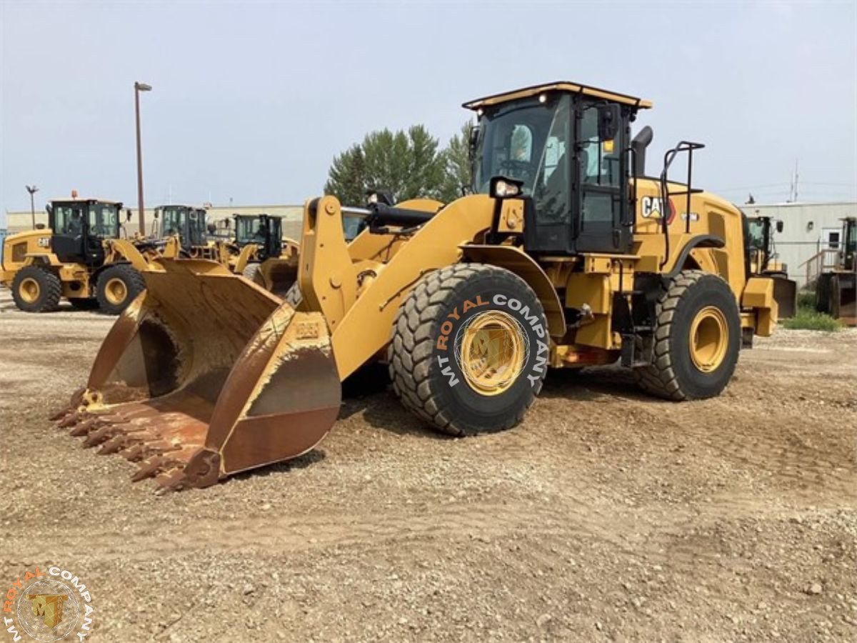 لودر چرخ‌لاستیکی Caterpillar 950M